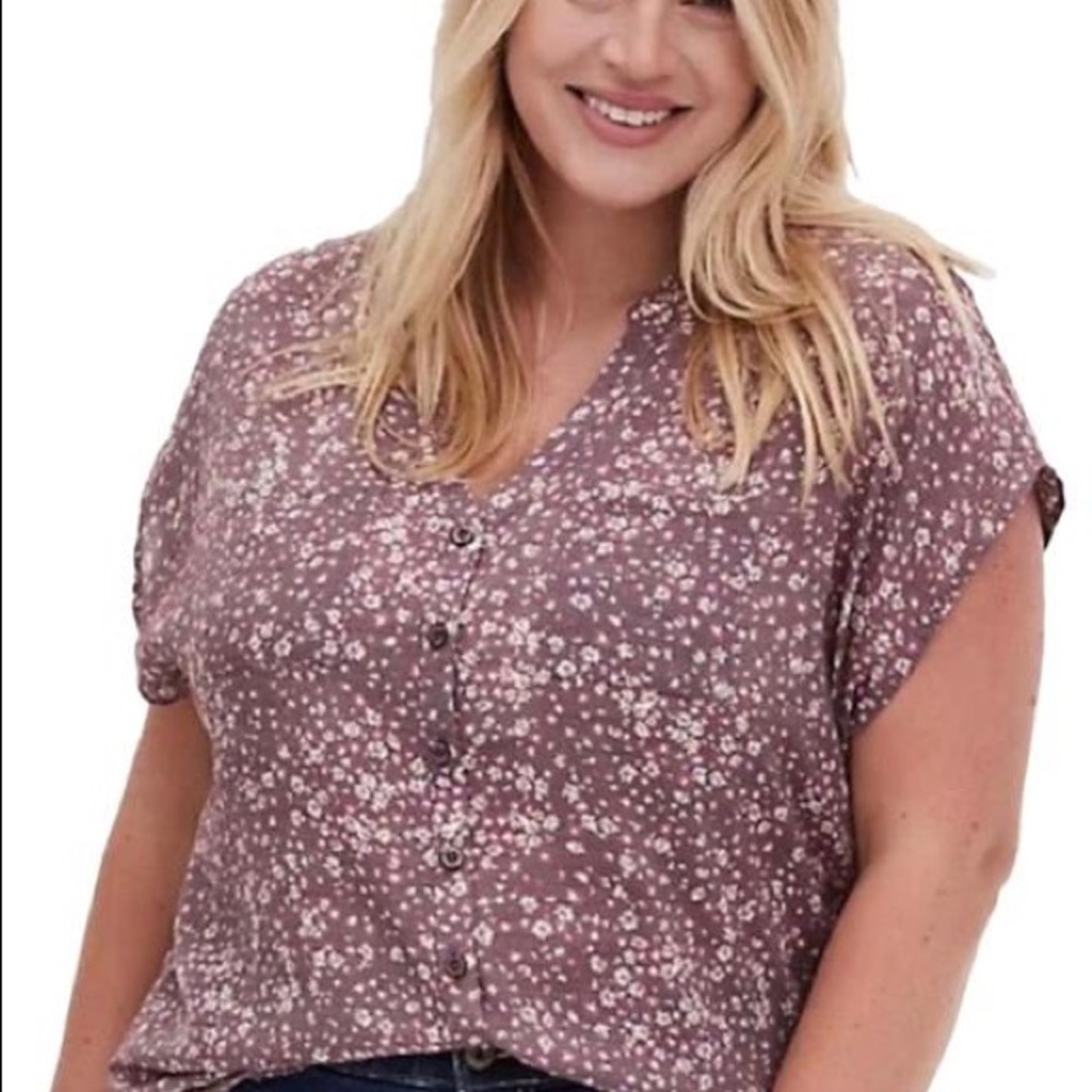 Torrid Short Sleeve Blouse Size 0